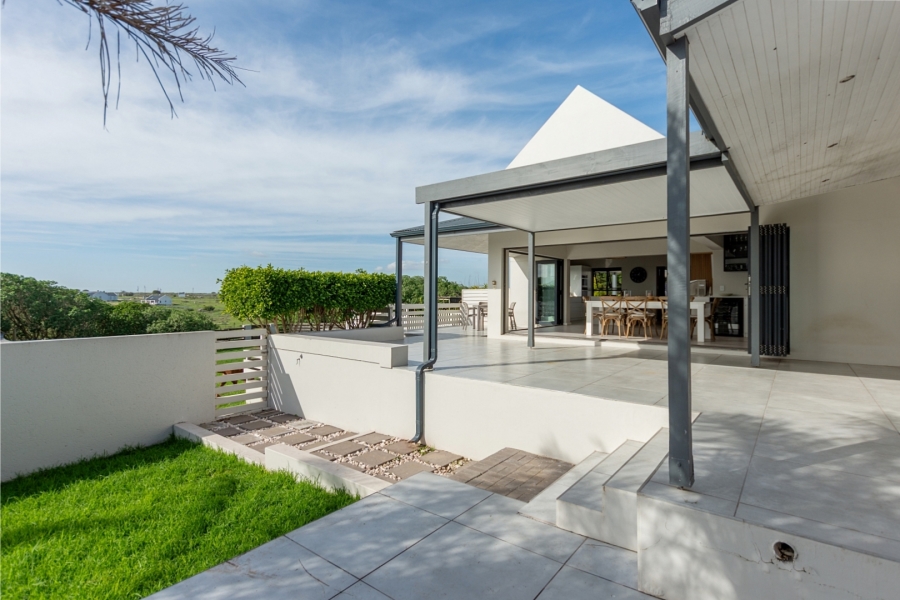 9 Bedroom Property for Sale in Olifantskop Western Cape